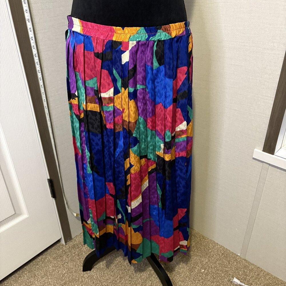 Fun, eclectic vintage skirt